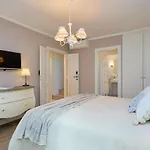 Villa Inside The Old Town With Private Terrace And Floor Heating